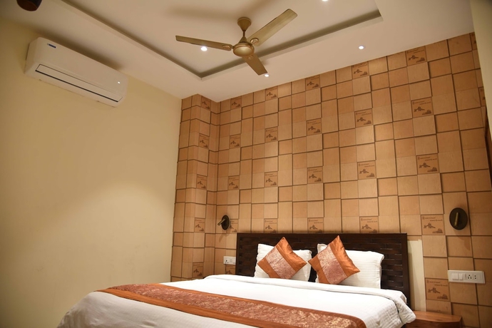 Imagen de la habitación del Hotel Sky Star, Amritsar. Foto 4