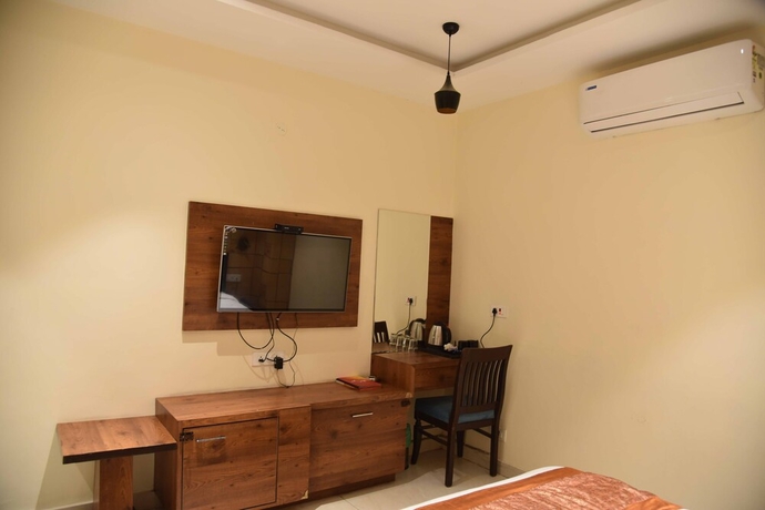 Imagen de la habitación del Hotel Sky Star, Amritsar. Foto 15