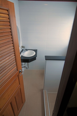 Imagen de la habitación del Hotel Sky Suites, Bangkok. Foto 4