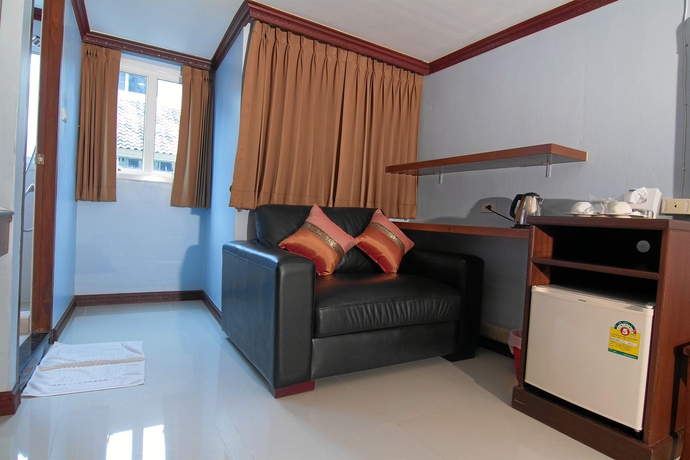 Imagen de los interiores del Hotel Sky Suites, Bangkok. Foto 14