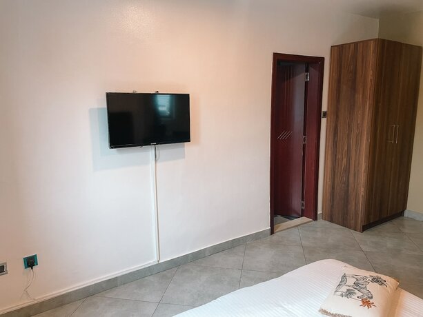 Imagen de la habitación del Hotel Sky Suites Osu. Foto 14