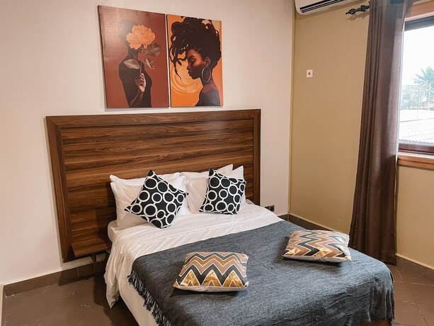 Imagen de la habitación del Hotel Sky Suites Osu. Foto 20