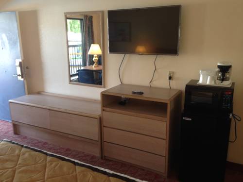 Imagen de la habitación del Hotel Sky Suites, Tybee Island. Foto 3