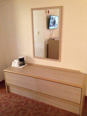 Imagen de la habitación del Hotel Sky Suites, Tybee Island. Foto 5