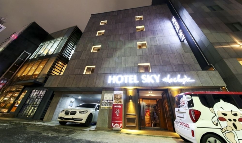 Imagen general del Hotel Sky The Classic. Foto 1