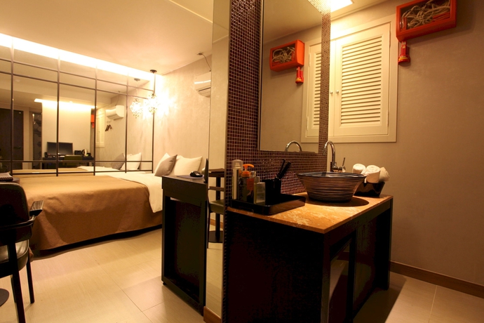 Imagen de la habitación del Hotel Sky The Classic. Foto 13