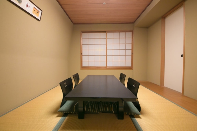 Imagen de la habitación del Hotel Sky Tower Miyazaki. Foto 15