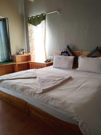Imagen de la habitación del Hotel Sky View Resort. Foto 9