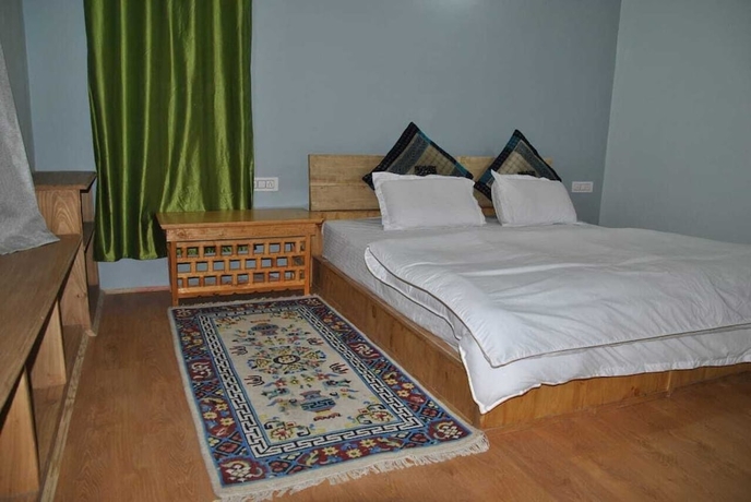 Imagen de la habitación del Hotel Sky View Resort. Foto 13
