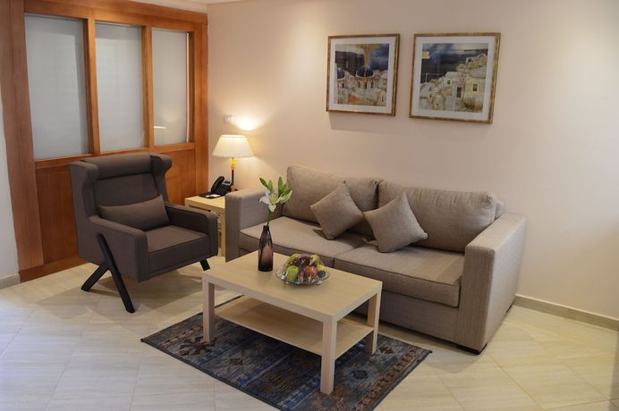 Imagen de la habitación del Hotel Sky View Suites. Foto 6
