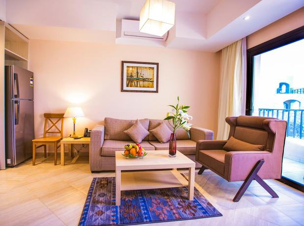 Imagen de la habitación del Hotel Sky View Suites. Foto 7