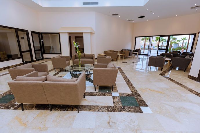 Imagen del bar/restaurante del Hotel Sky View Suites. Foto 5