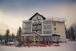 Imagen general del Hotel Sky Way Hotel. Foto 2