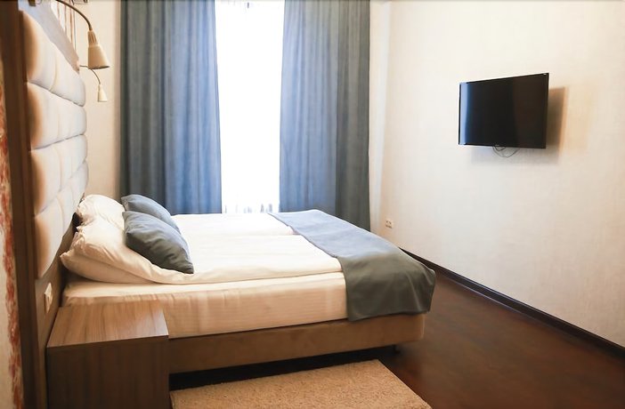 Imagen de la habitación del Hotel Sky hotel. Foto 15