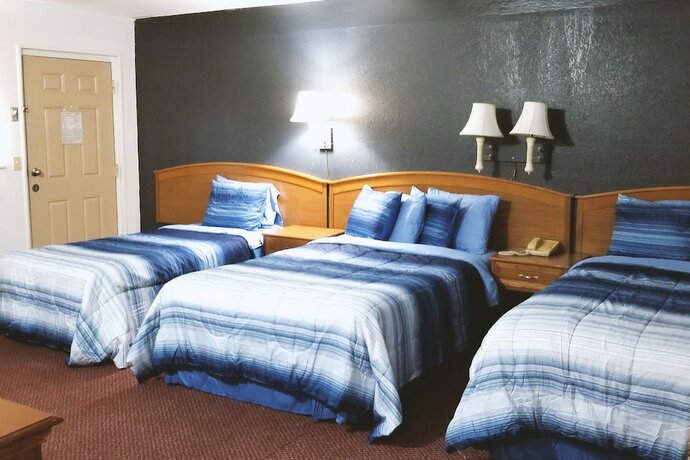 Imagen general del Hotel Sky-Palace Inn and Suites Hutchinson. Foto 3