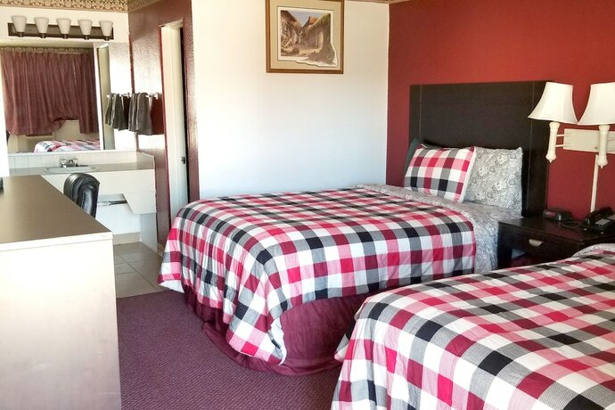 Imagen de la habitación del Hotel Sky-Palace Inn and Suites Hutchinson. Foto 16