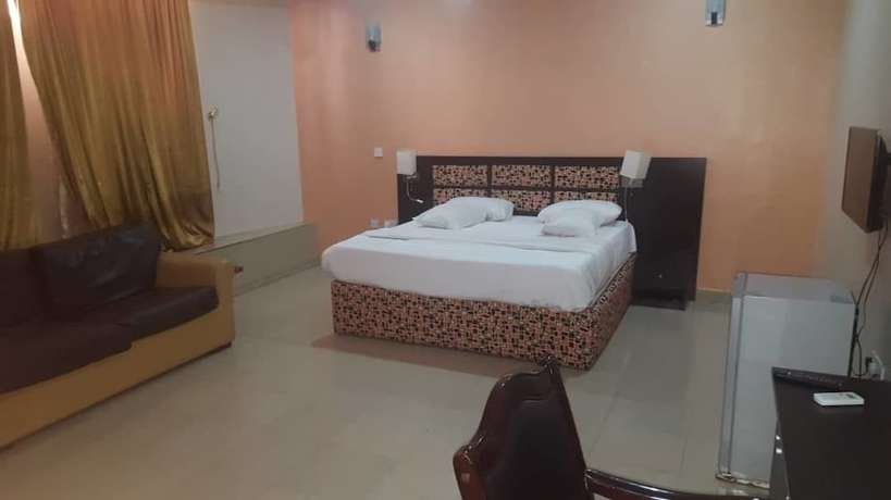 Imagen de la habitación del Hotel SkyRose. Foto 11