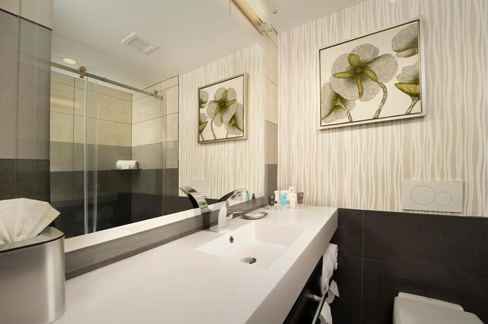 Imagen de la habitación del Hotel Skybridge Seattle Airport. Foto 7