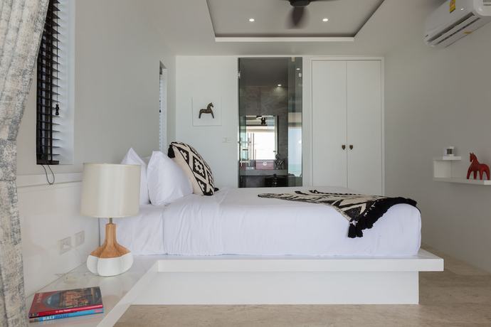 Imagen de la habitación del Hotel Skye Beach. Foto 9