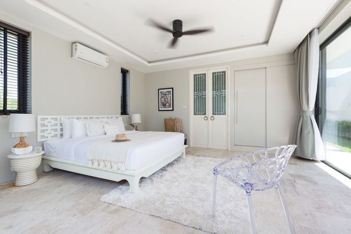 Imagen de la habitación del Hotel Skye Beach. Foto 17