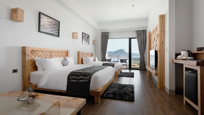 Imagen de la habitación del Hotel SkyeBay Club. Foto 11