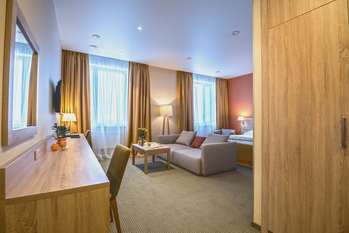 Imagen de la habitación del Hotel Skyexpo. Foto 6