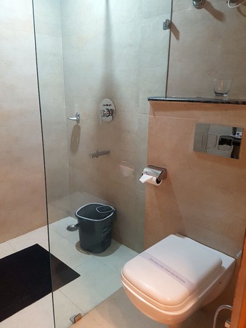 Imagen de la habitación del Hotel Skyking. Foto 13