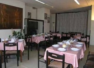 Imagen del bar/restaurante del Hotel Skylark, Aluma Hotel & Resort. Foto 5