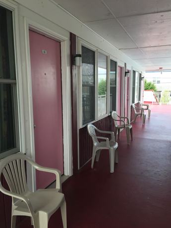Imagen general del Hotel Skylark Resort Motel. Foto 2