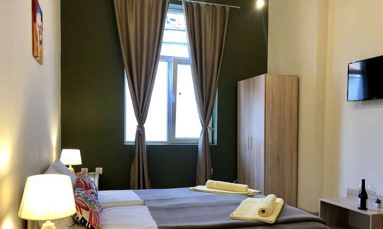 Imagen de la habitación del Hotel Skyler. Foto 15