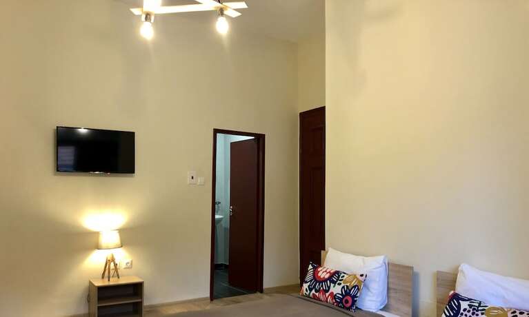 Imagen de la habitación del Hotel Skyler. Foto 16