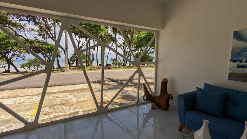 Imagen general del Hotel Skylight Suites Restaurant Bar. Foto 6