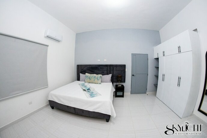 Imagen de la habitación del Hotel Skylight Suites Restaurant Bar. Foto 14