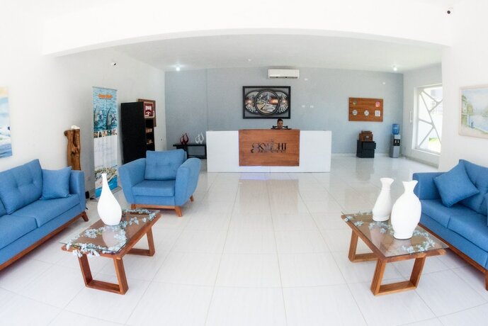 Imagen general del Hotel Skylight Suites Restaurant Bar. Foto 8