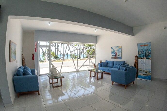 Imagen general del Hotel Skylight Suites Restaurant Bar. Foto 10