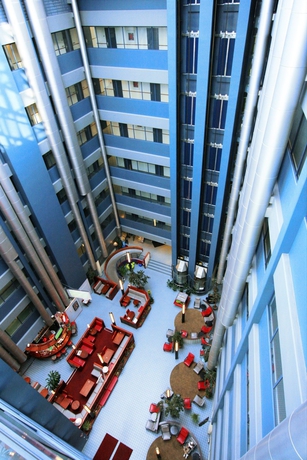 Imagen de los interiores del Hotel Skyline Airport. Foto 16