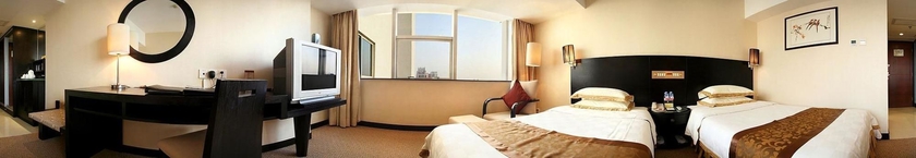Imagen de la habitación del Hotel Skyline Plaza. Foto 1