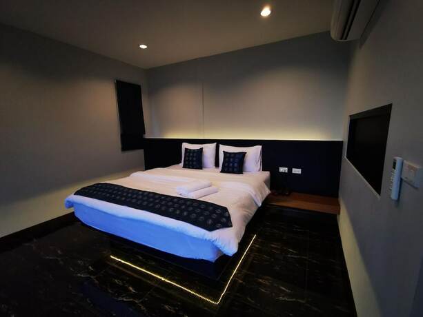 Imagen general del Hotel Skyline Resort, Racha Thewa. Foto 1