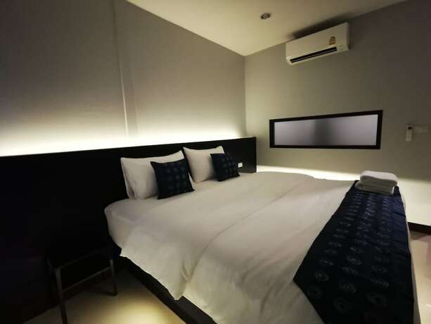 Imagen de la habitación del Hotel Skyline Resort, Racha Thewa. Foto 19