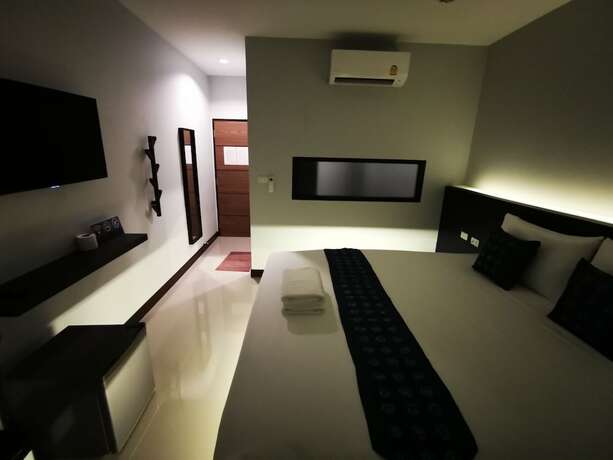 Imagen de la habitación del Hotel Skyline Resort, Racha Thewa. Foto 20