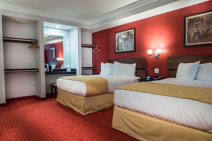 Imagen de la habitación del Hotel Skyline and Casino. Foto 9