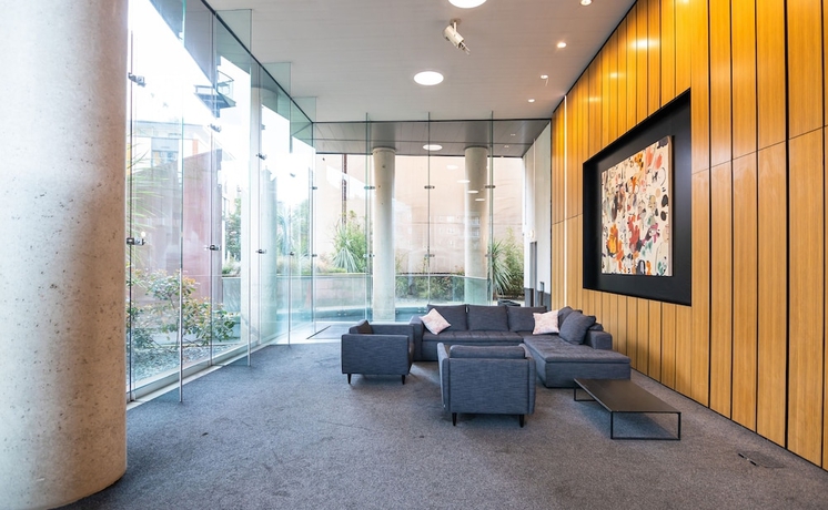 Imagen de los interiores del Hotel Skyline by Resify. Foto 18