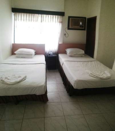 Imagen de la habitación del Hotel Skylink. Foto 15