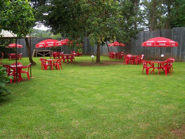 Imagen del bar/restaurante del Hotel Skynest Country. Foto 6