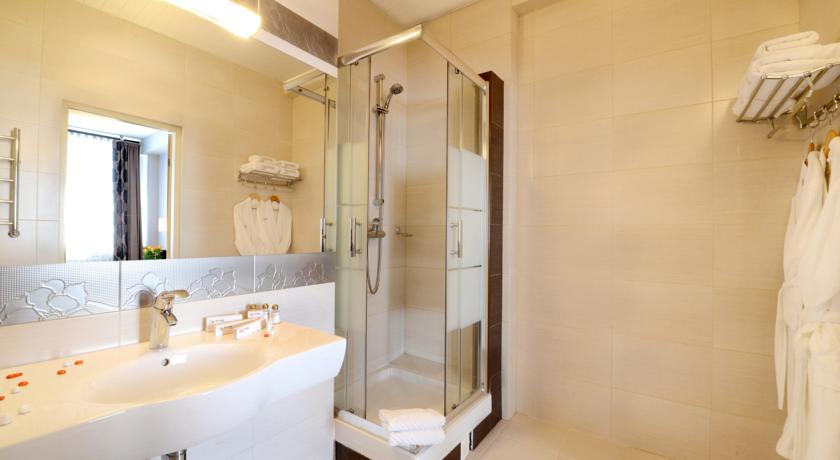 Imagen de la habitación del Hotel Skyport. Foto 3