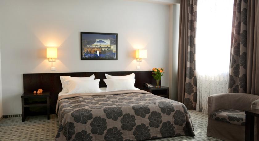 Imagen de la habitación del Hotel Skyport. Foto 4