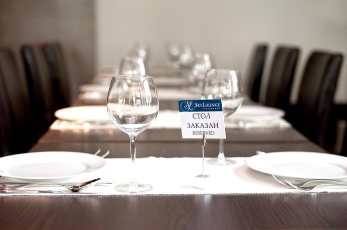 Imagen general del Hotel Skyport Hotel. Foto 2