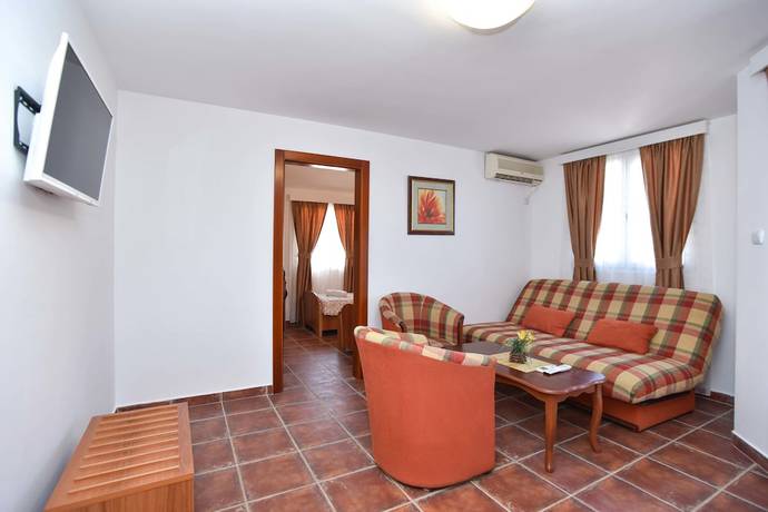 Imagen de la habitación del Hotel Skyprime, Budva. Foto 18