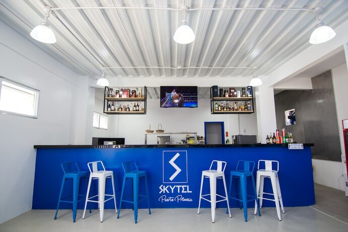 Imagen del bar/restaurante del Hotel Skytel Palawan. Foto 15