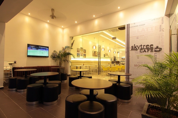 Imagen del bar/restaurante del Hotel Skytree. Foto 2